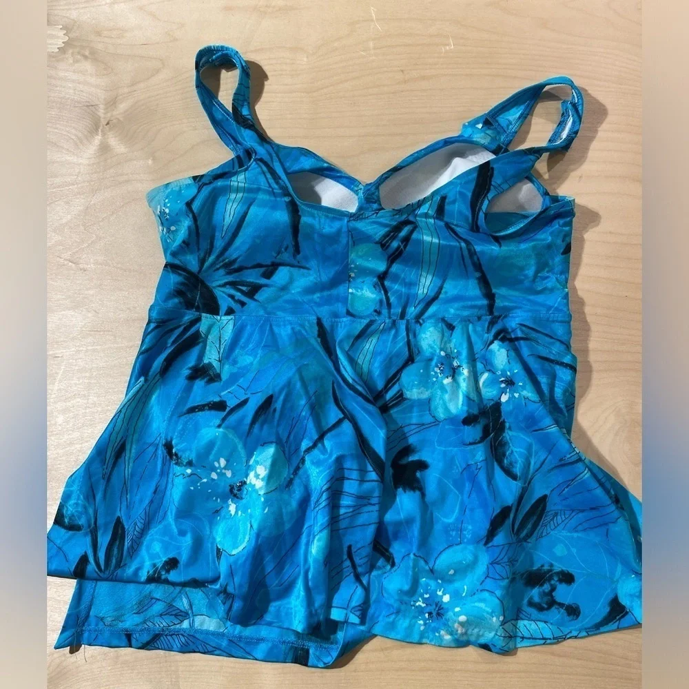 Maxine of Hollywood One Piece Swimsuit 22W (BX)